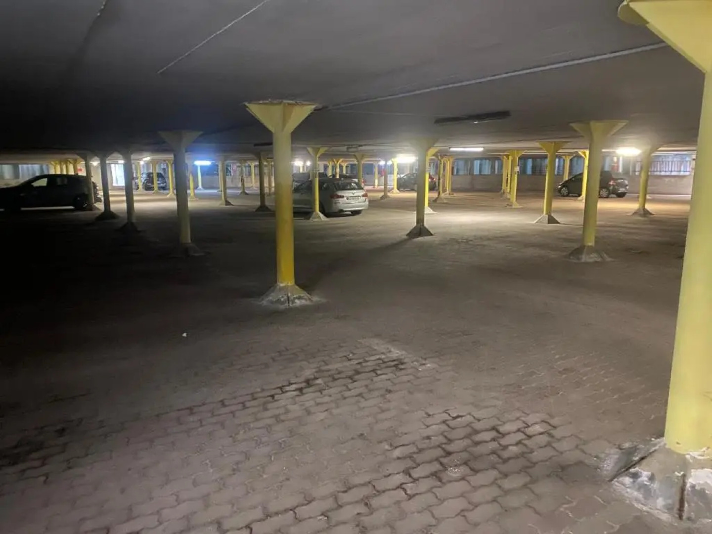 MONOLOCALE Villaggio TuristCONDOMINIO PLONER