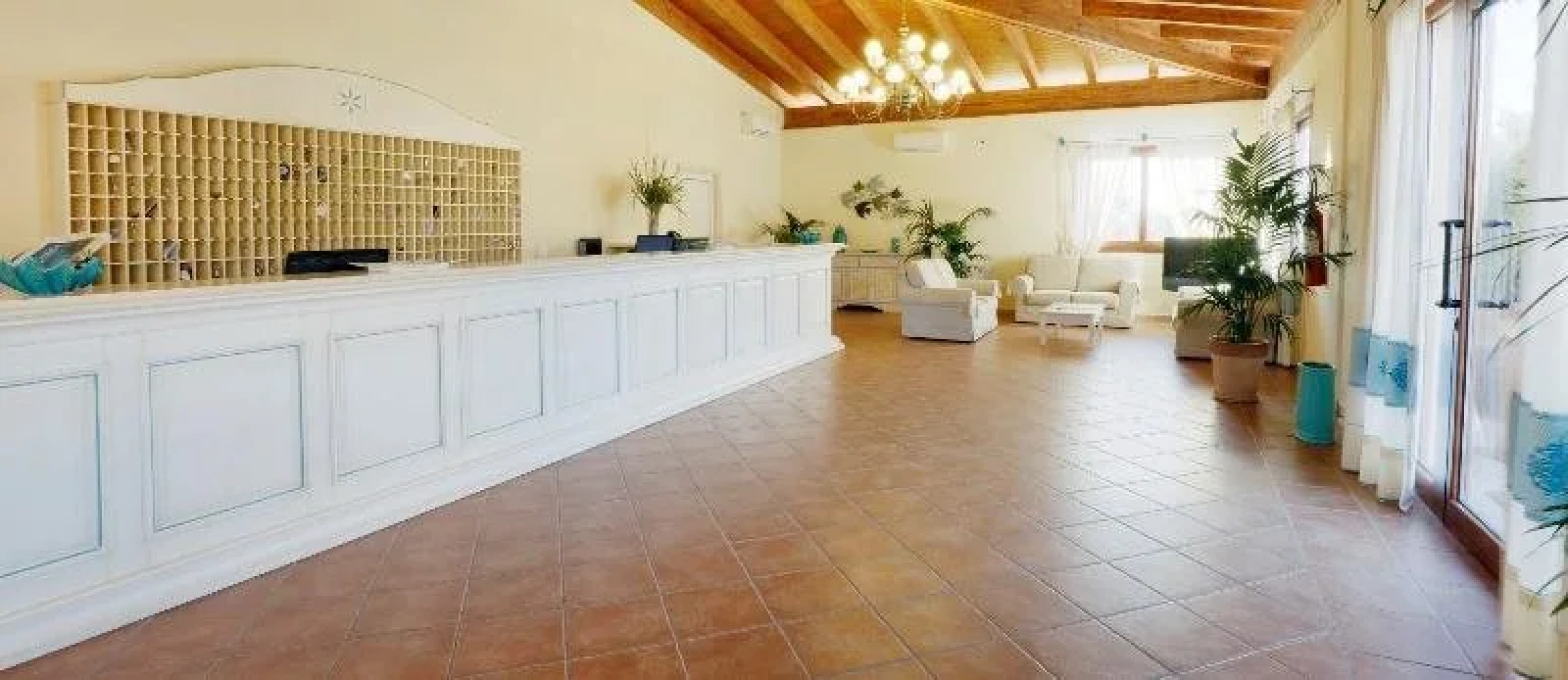 Marina Rey Beach Resort