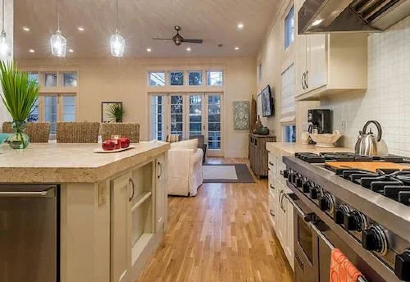 Watercolor Vacations by 360 Blue