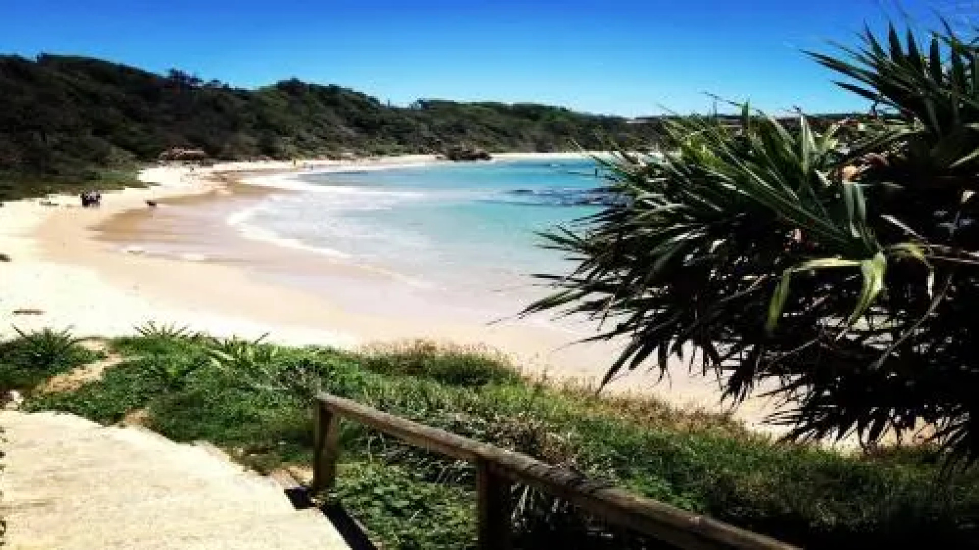 Escape At Nobbys Executive Townhouse 1 74 Pacific Drive