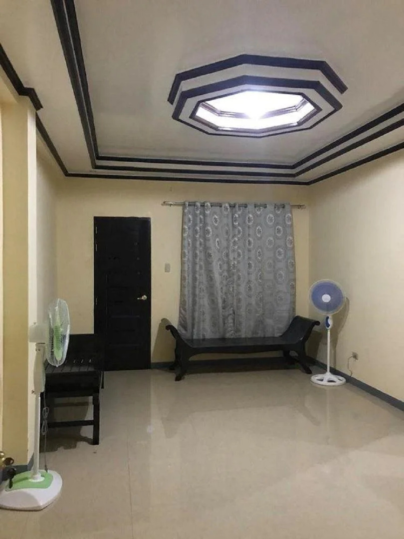 Zedekiah Transient house