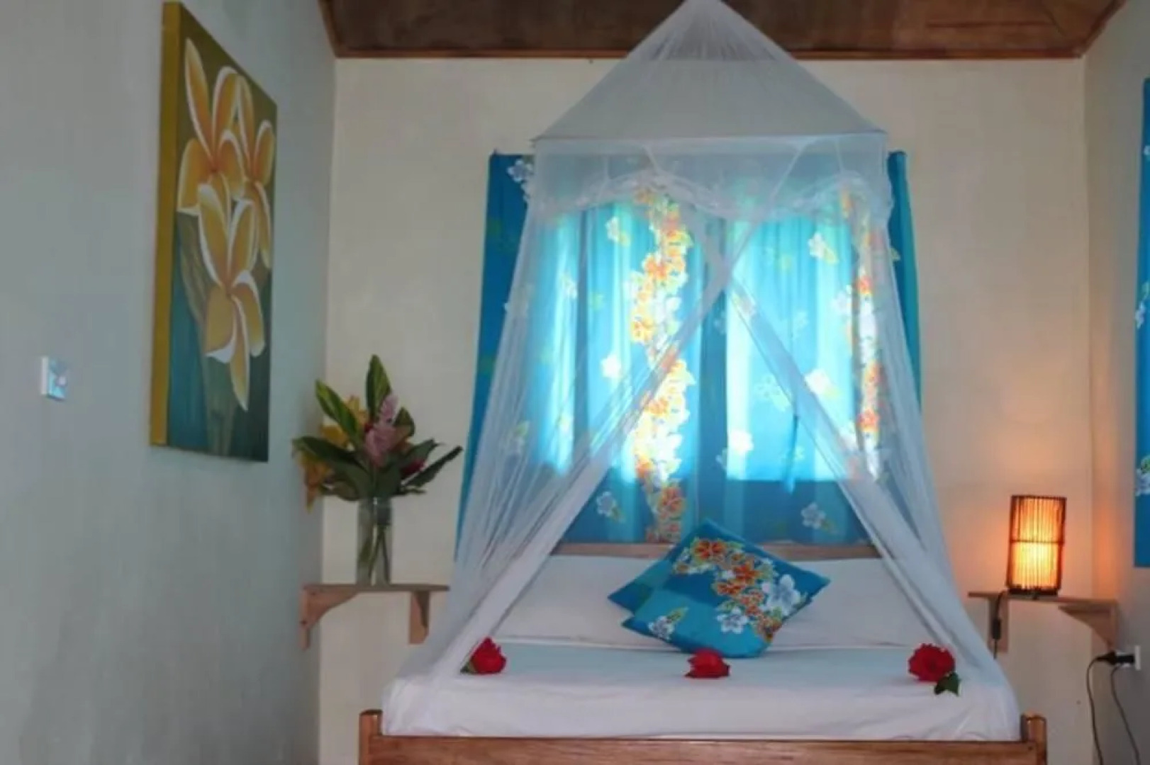 Tara Beach Bungalows