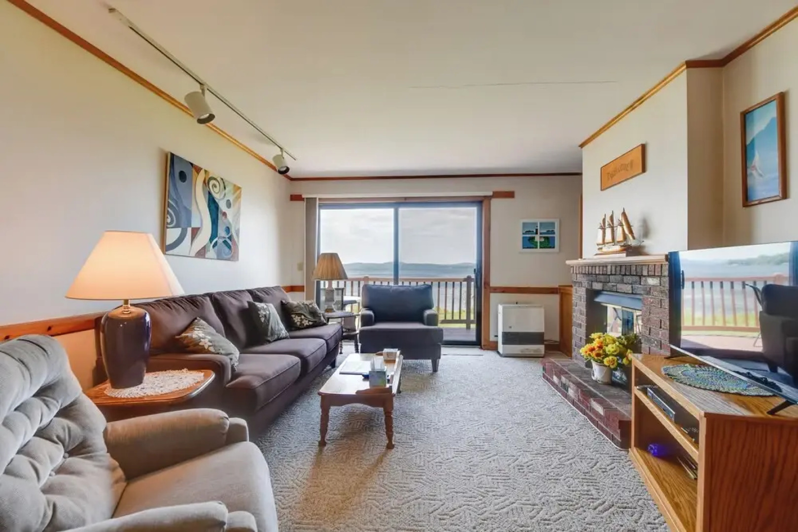 Mtn Views & Pool Access: Lake Memphremagog Condo!