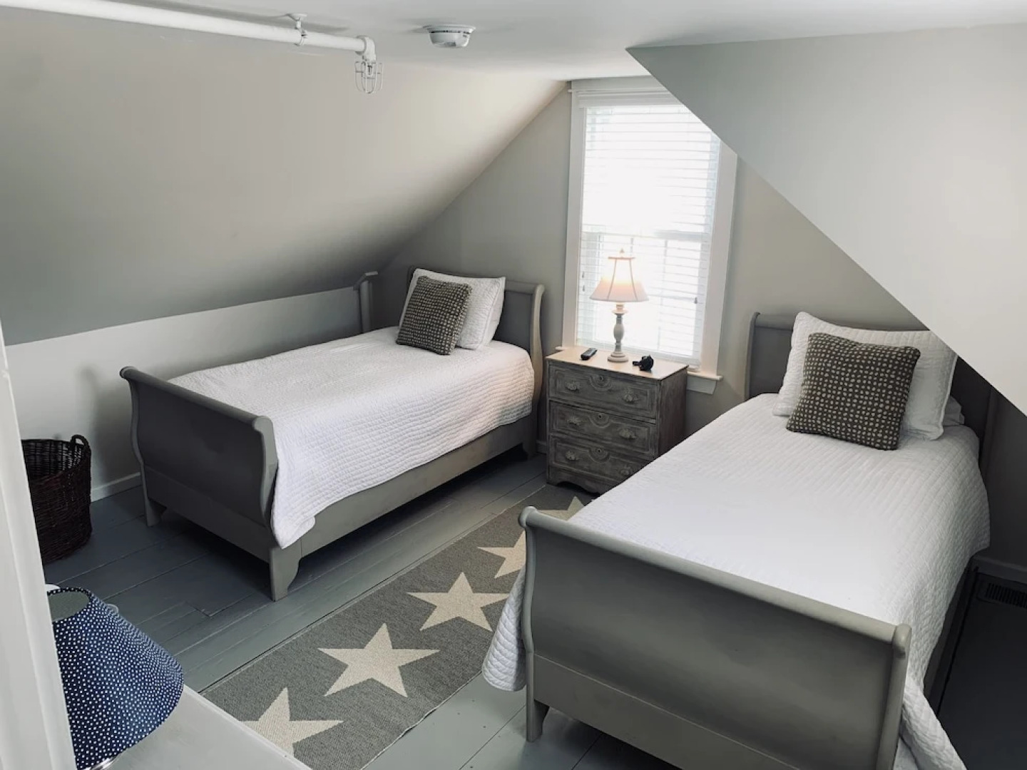 The Orchard House: Inn, Ice Cream, Cafe