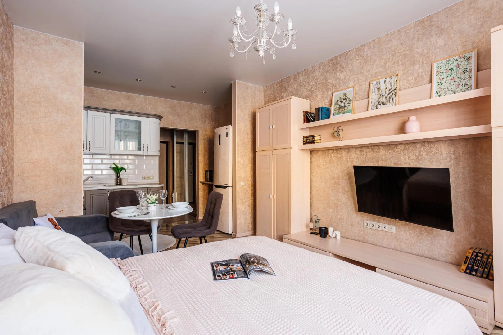 Tolstoy Apart (Толстой Апарт) на проезде 3-й Восточный