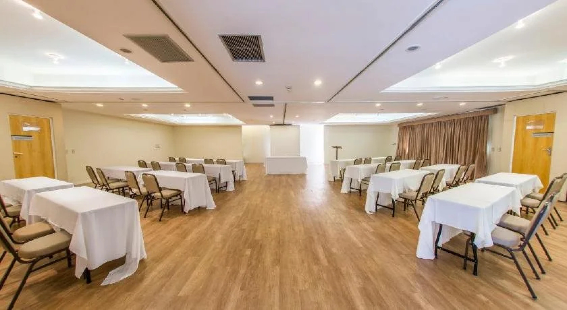 Summit Suites Hotel Taubate