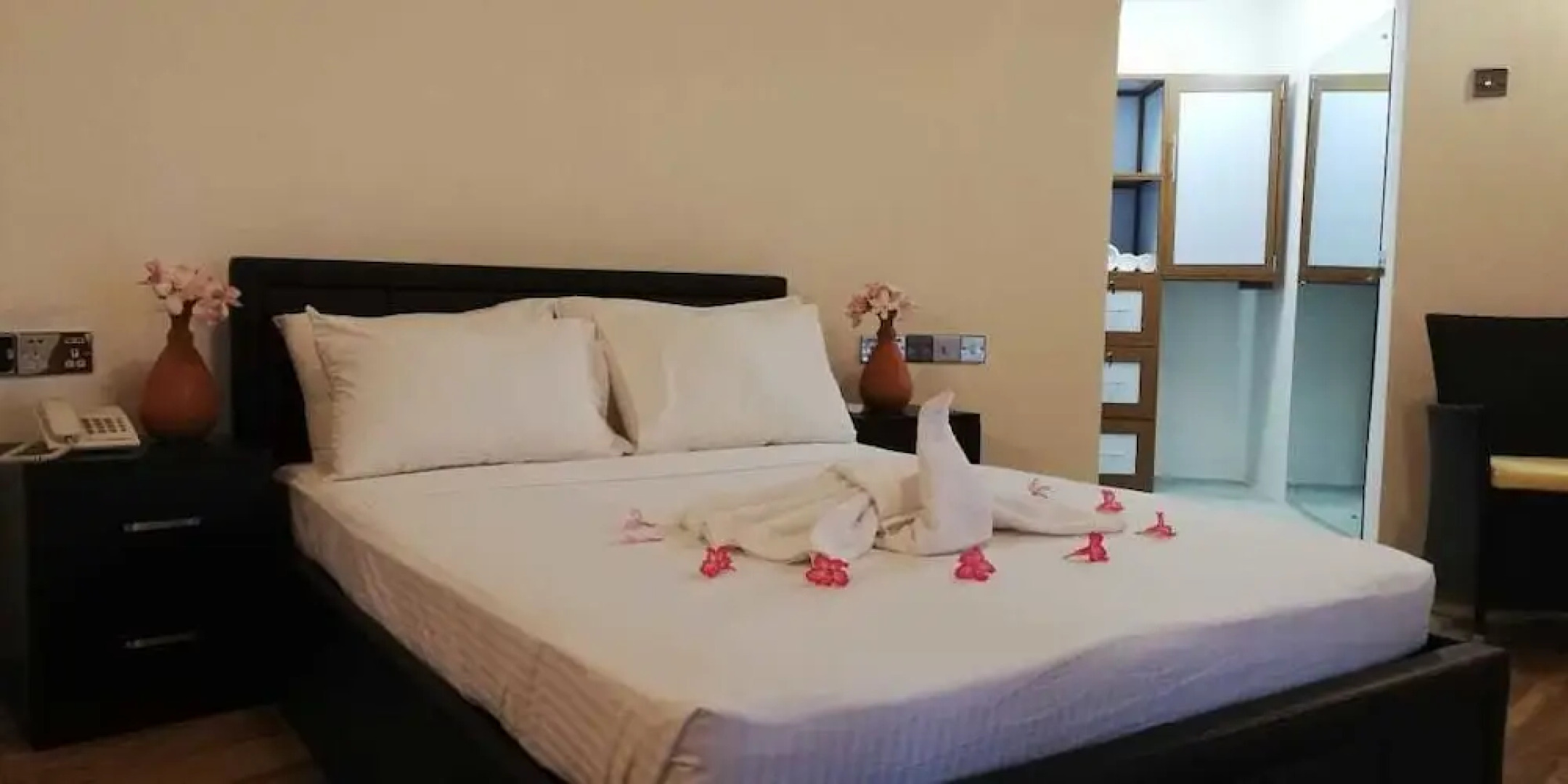 Seth Dev Lagoon Chalets Kalpitiya