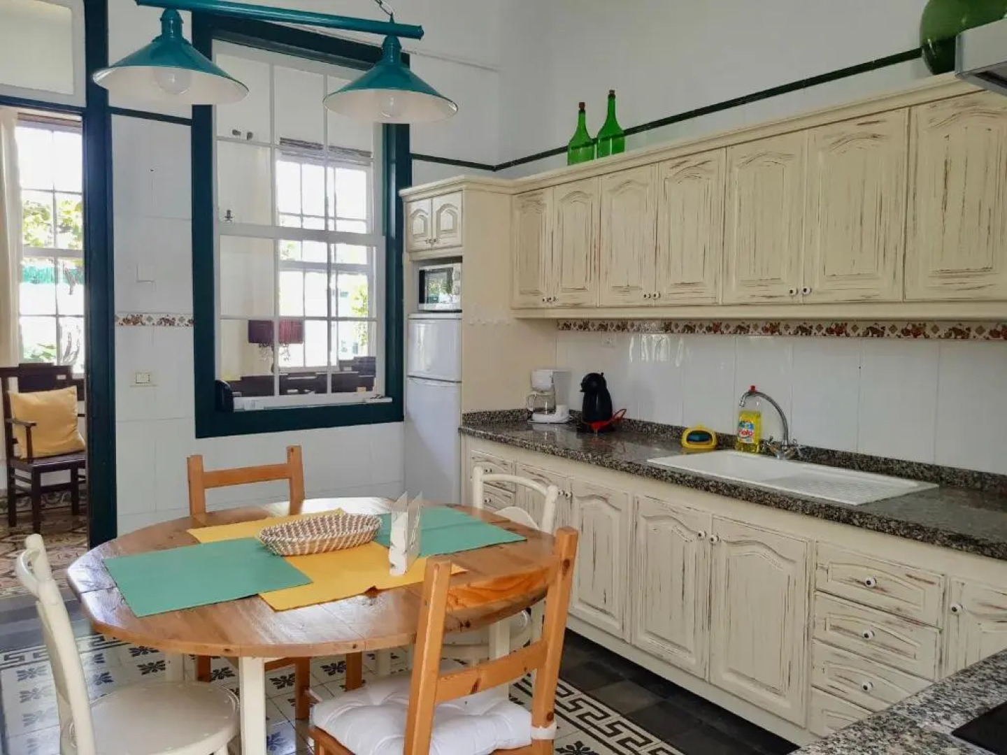 Emblemática Los Helechos