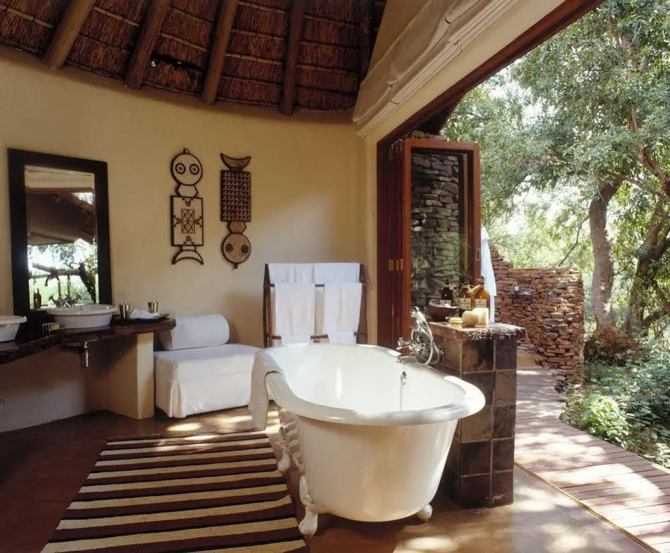 Sanctuary Makanyane Safari Lodge