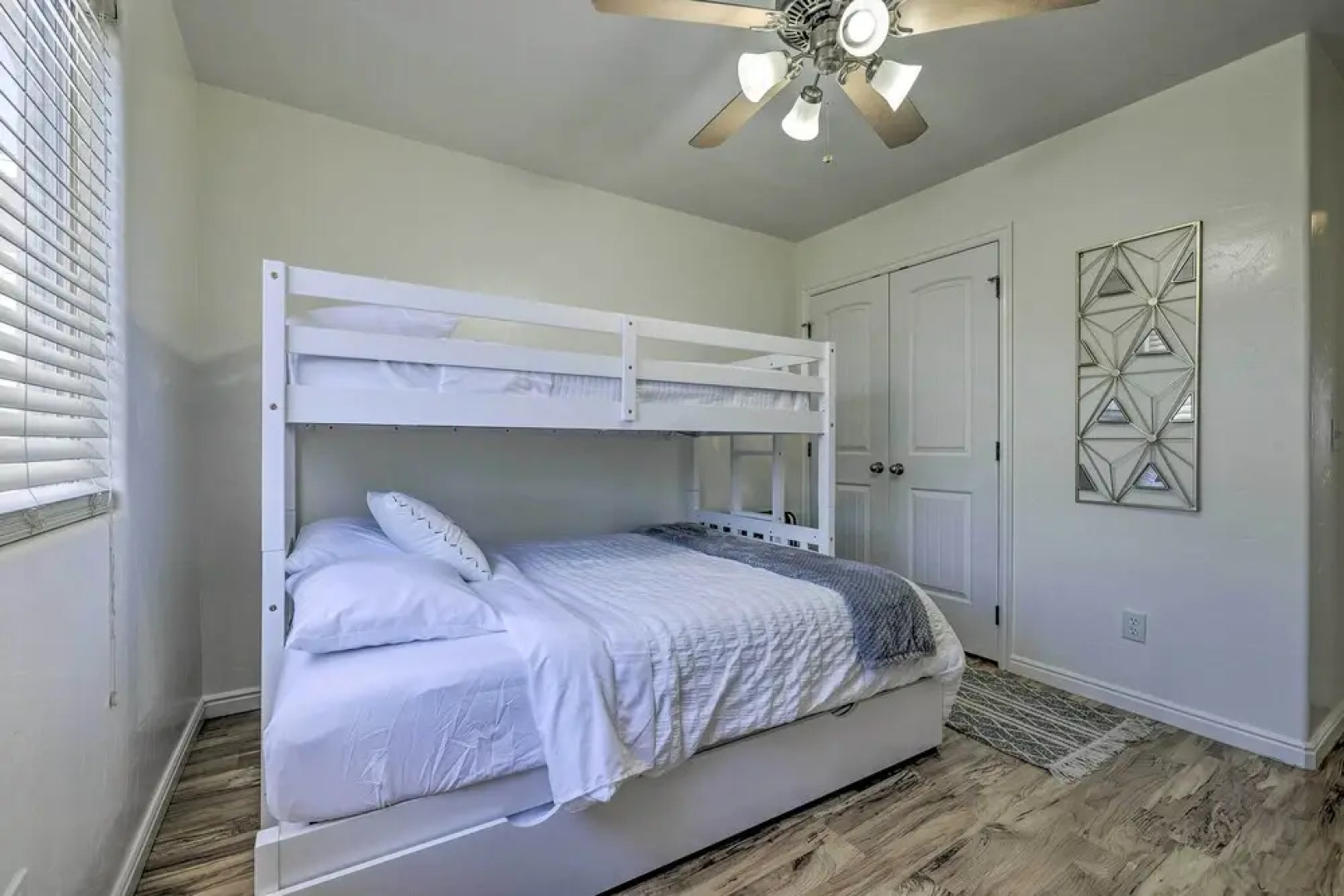 Modern Page Retreat w/ View, 9 Mi to Wahweap Beach