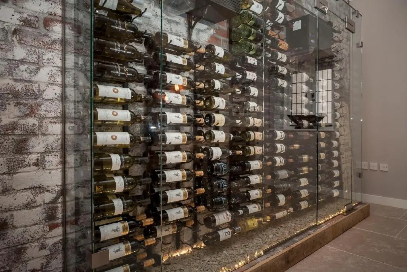 Three Little Pigs Luxury Cottage