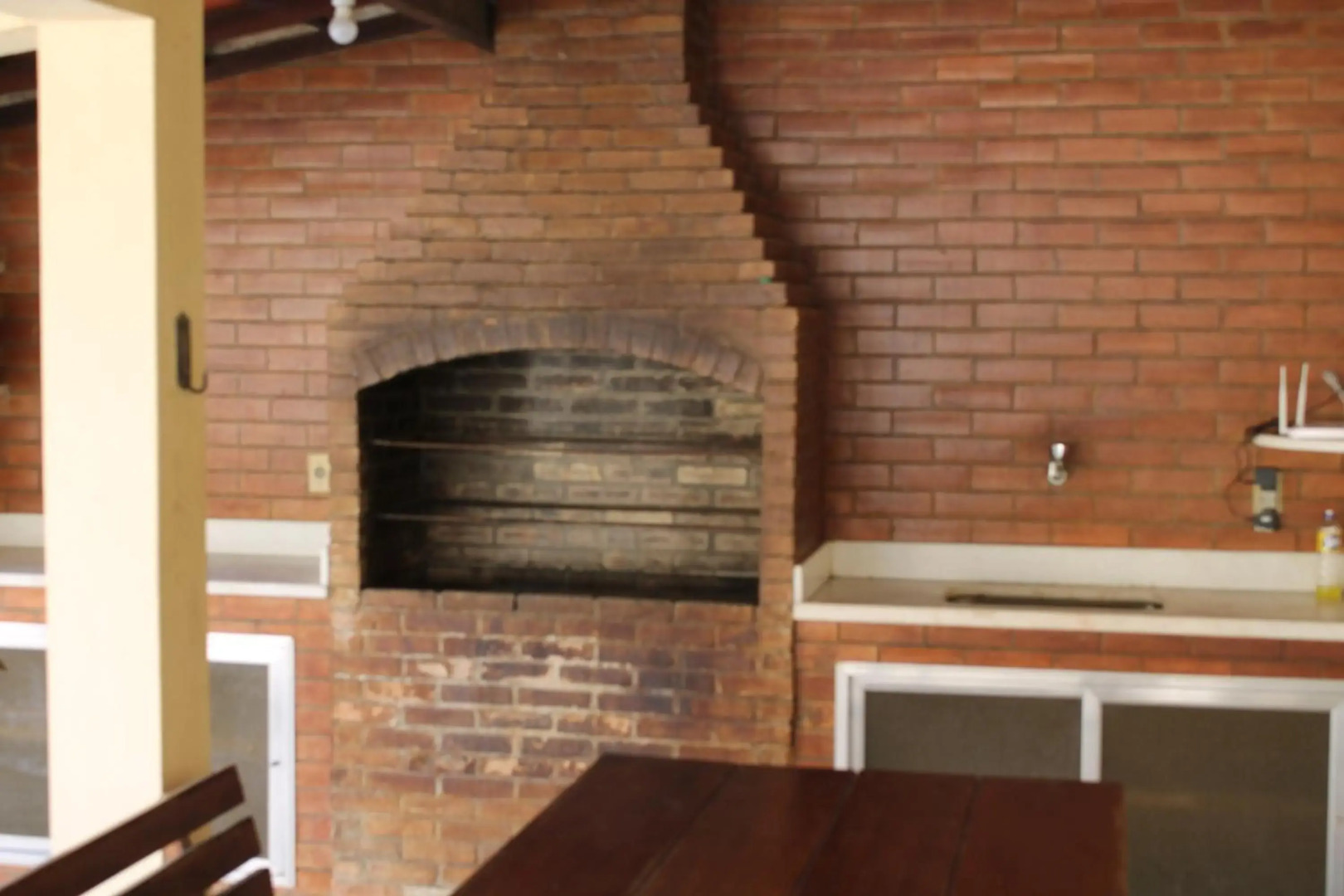 Casa muito espaçosa privativa com Piscina, Churrasqueira e área gourmet