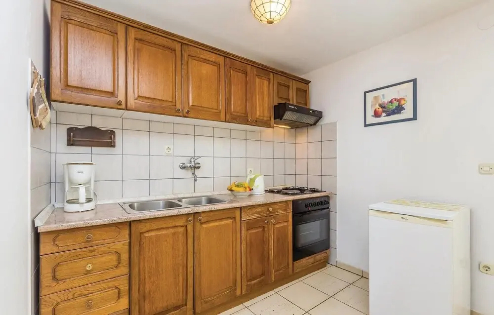 Amazing Home in Poljica With Wifi and 4 Bedrooms