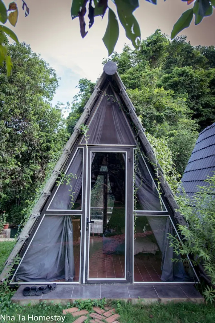Nha Ta Homestay - Hostel
