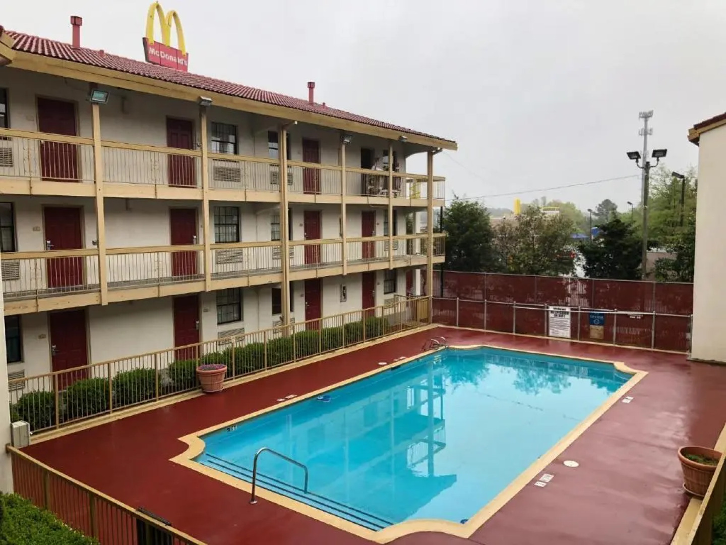 Horizon Inn & Suites