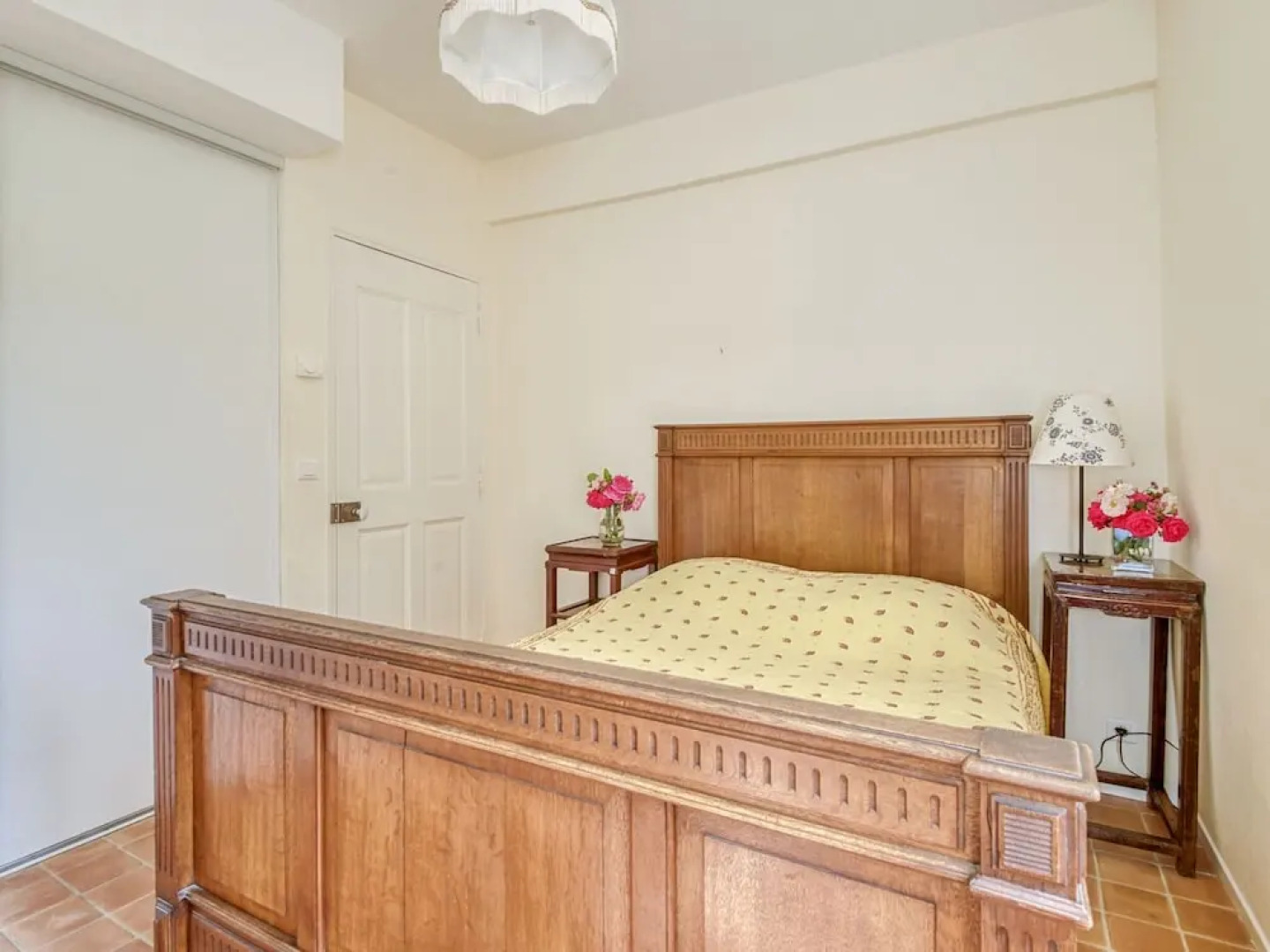 Secluded Holiday Home in Rustrel With Swimming Pool