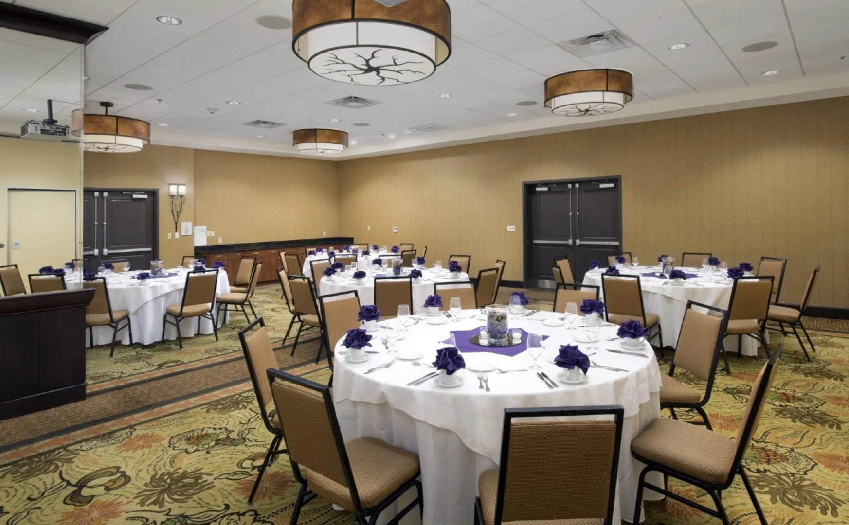 Holiday Inn Express Hotel & Suites Denver Airport by IHG