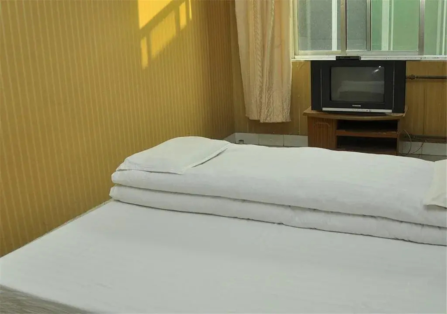 Yangguang Express Hotel