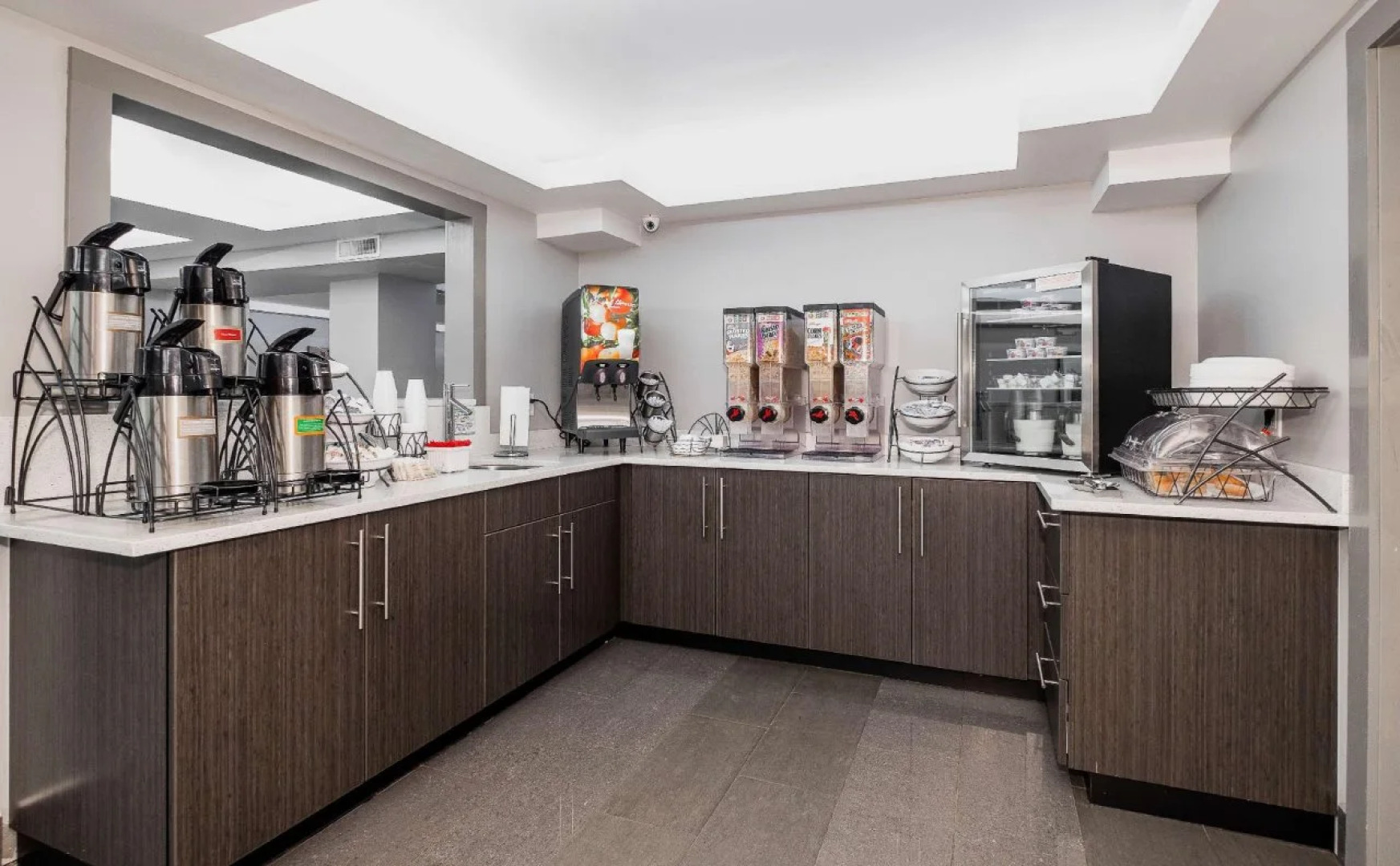 Red Roof Inn & Suites Calhoun