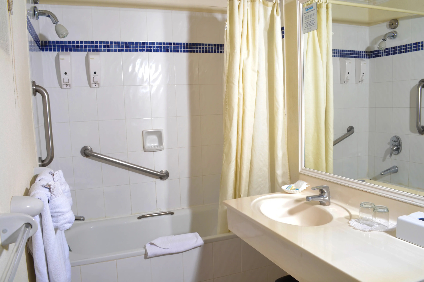 Blue Orchids Beach Hotel