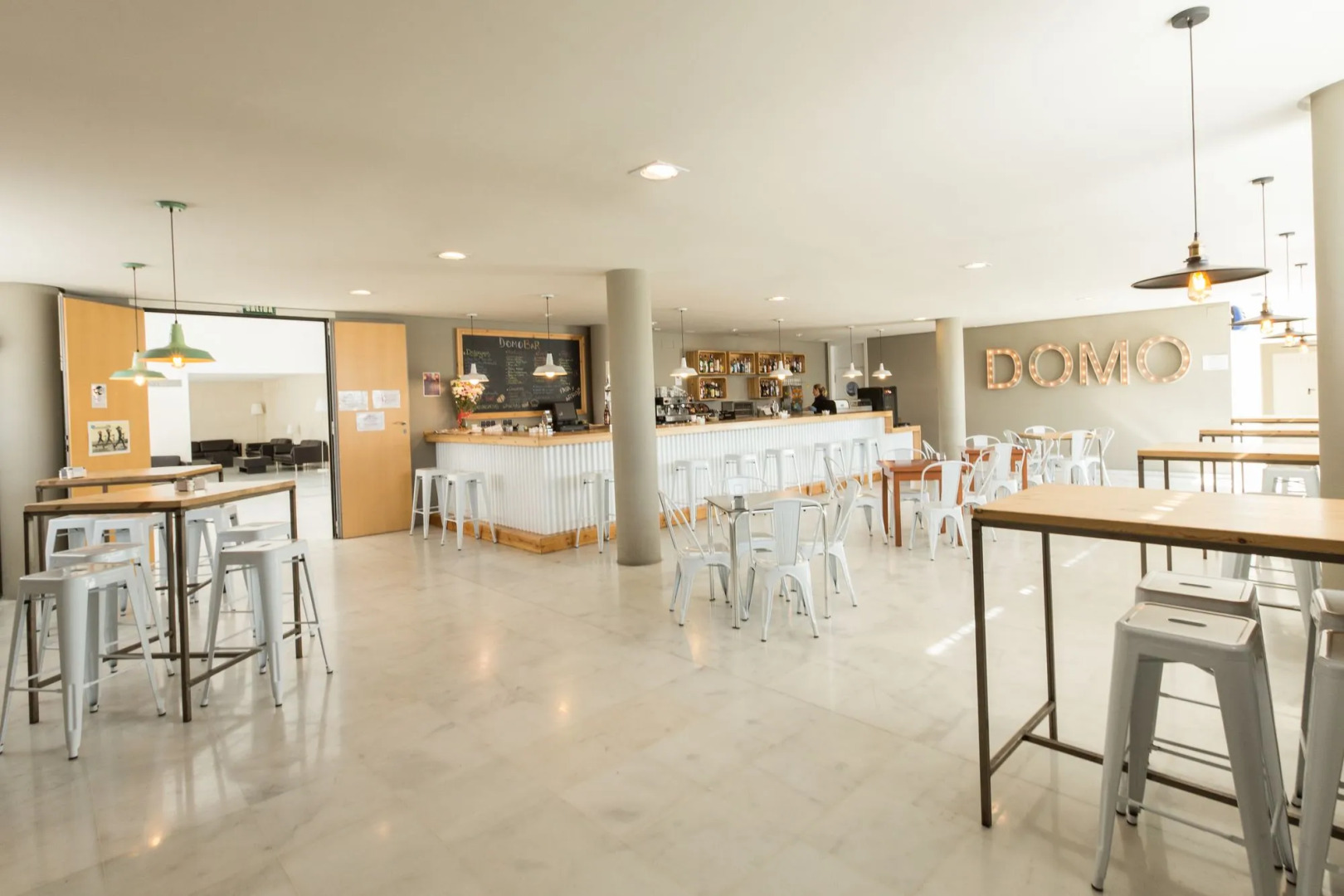 Domocenter Apartamentos Turísticos