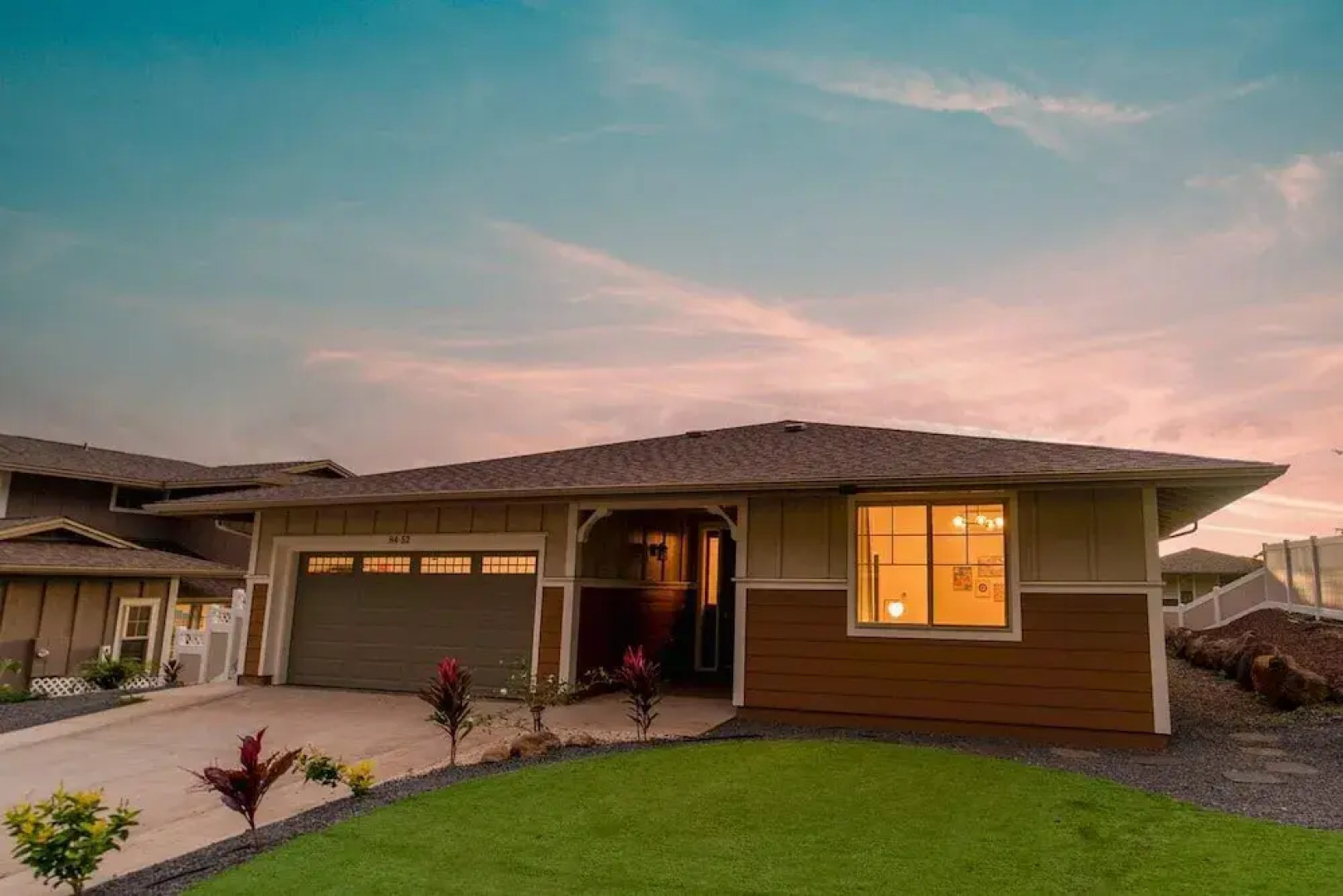 @ ML Aloha Hoonani 3BR Home MT & Ocean Views!