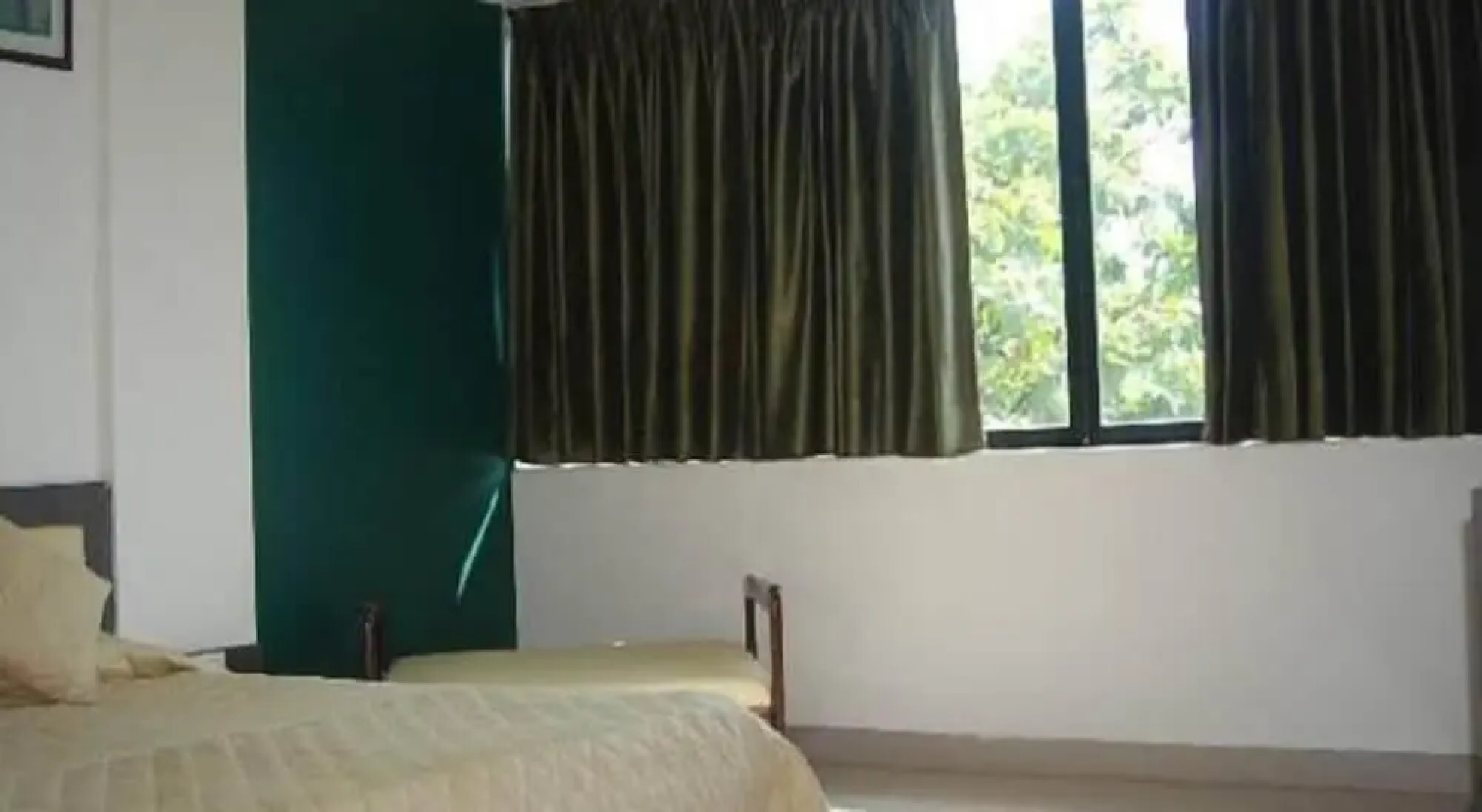 Tisha Apartment Hotel