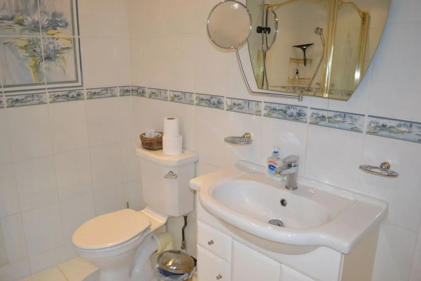 Southover Bed and Breakfast