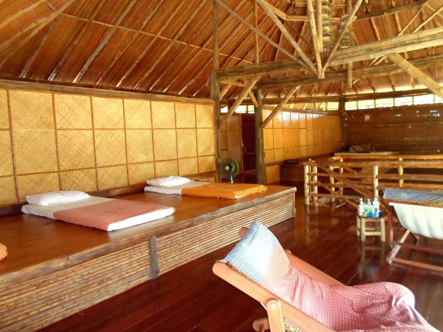 Cliff And River Jungle