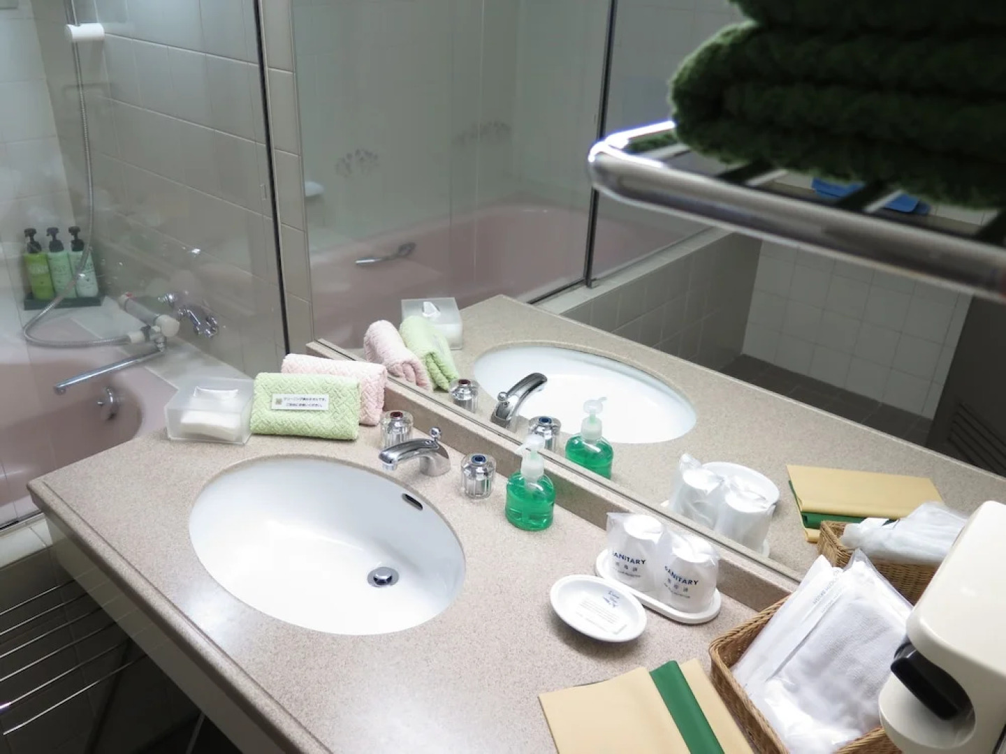 Hotel White Inn Kitashiga