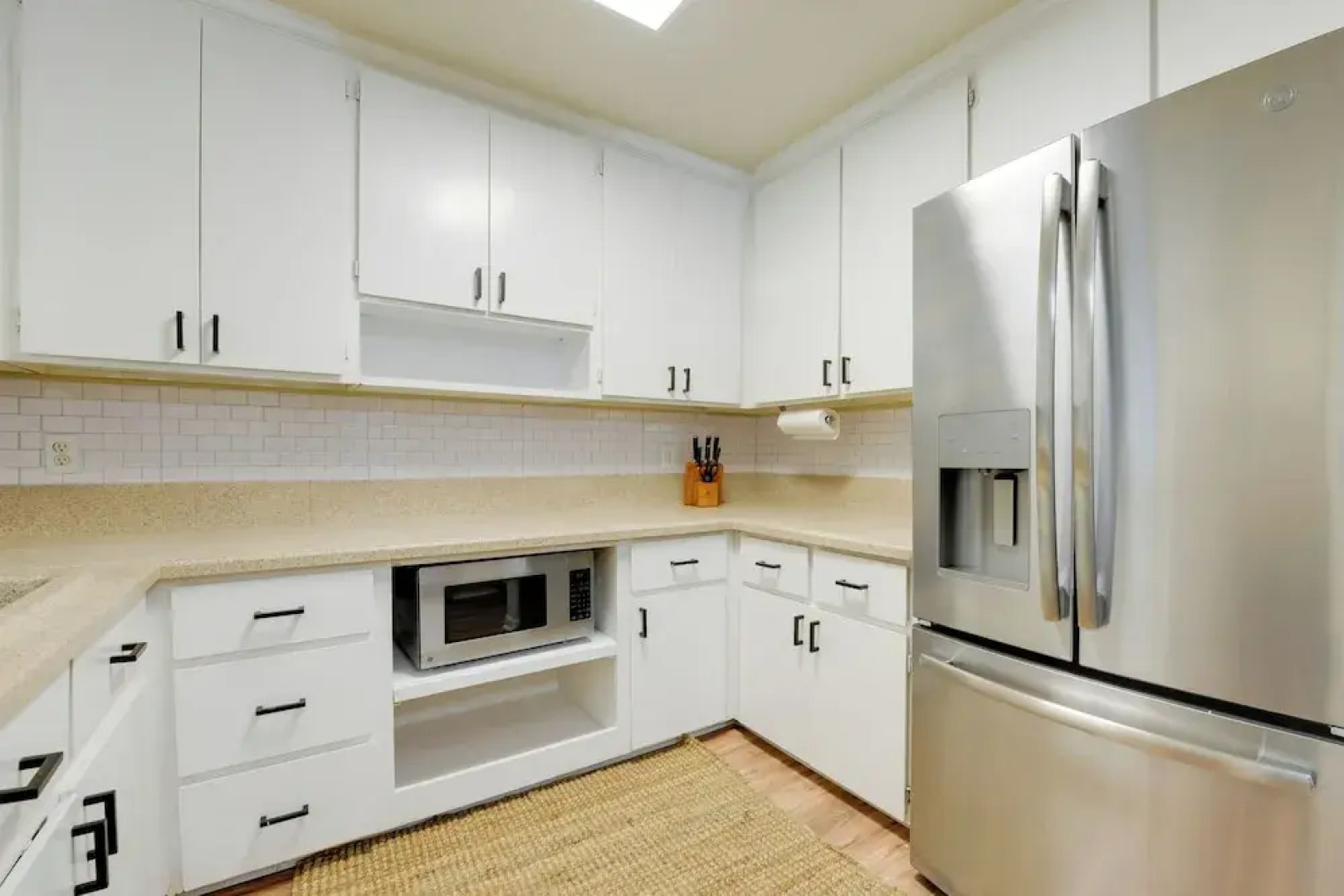 Cozy Cary Abode ~ 10 Mi to Downtown Raleigh!