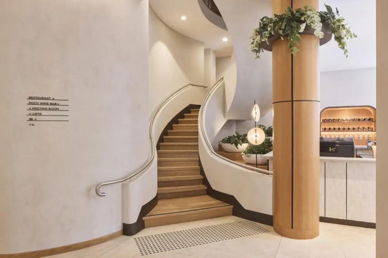 Отель Rydges Australia Square