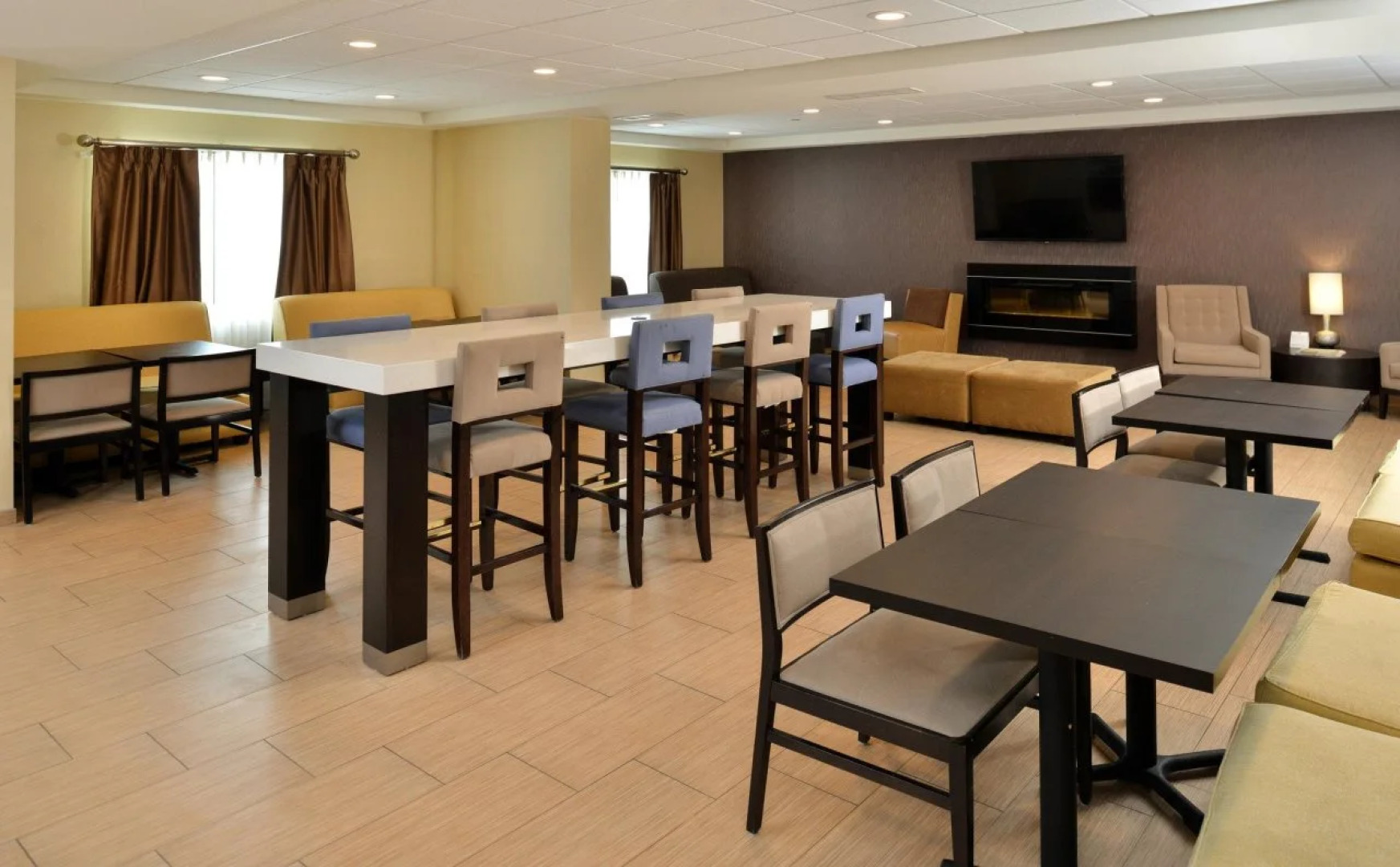 Holiday Inn Express Hotel & Suites Peekskill -Lower Hudson Valley by IHG