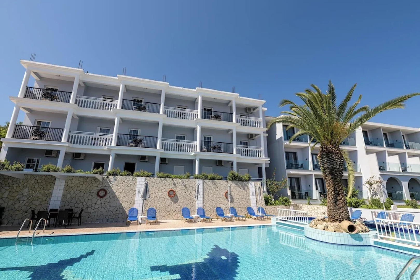 Christina Apartments