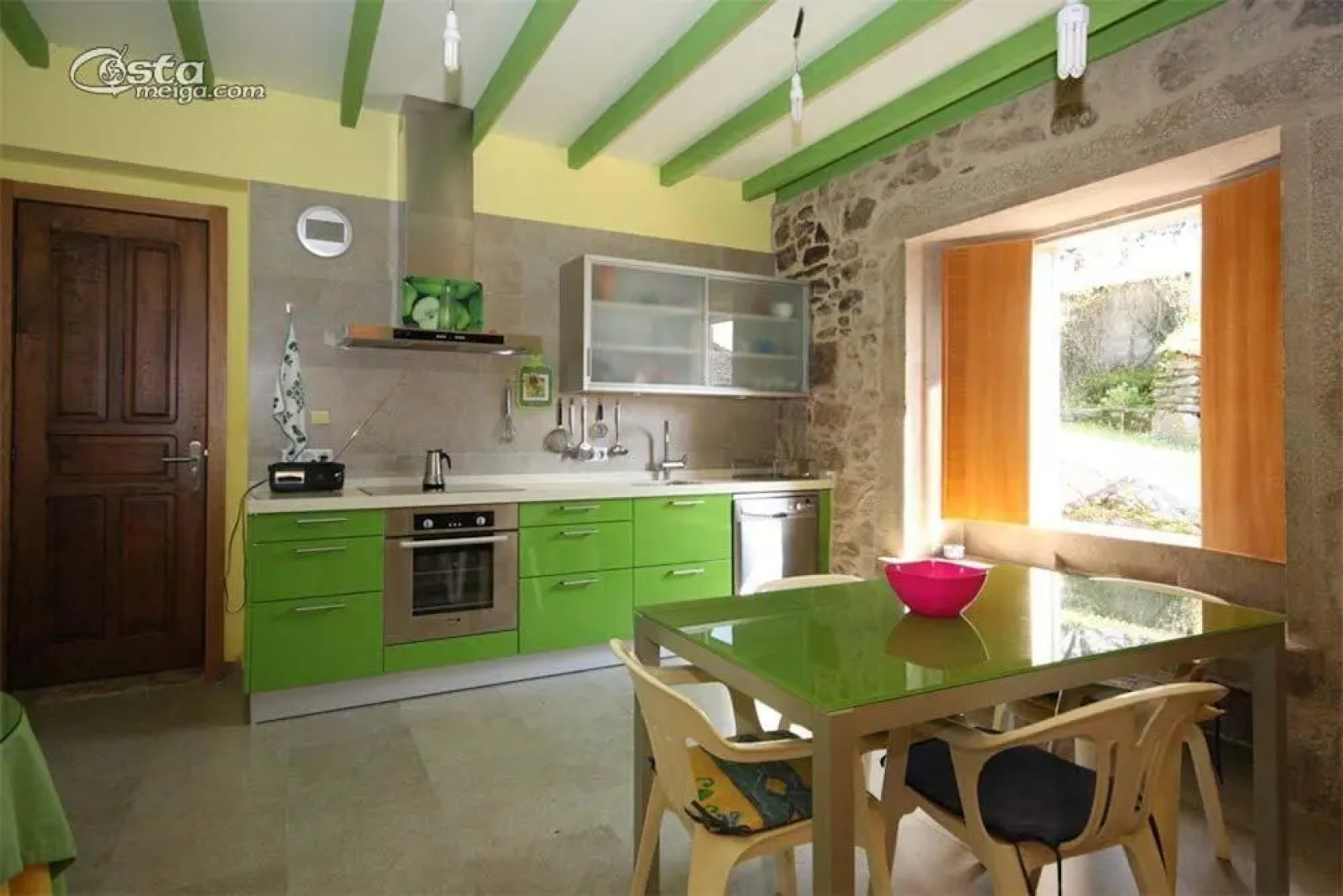 107565 House In Outes