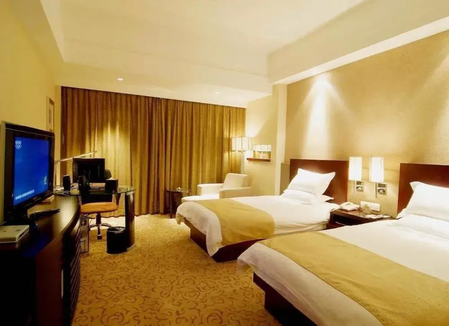 Taizhou Gree Tree Hotel