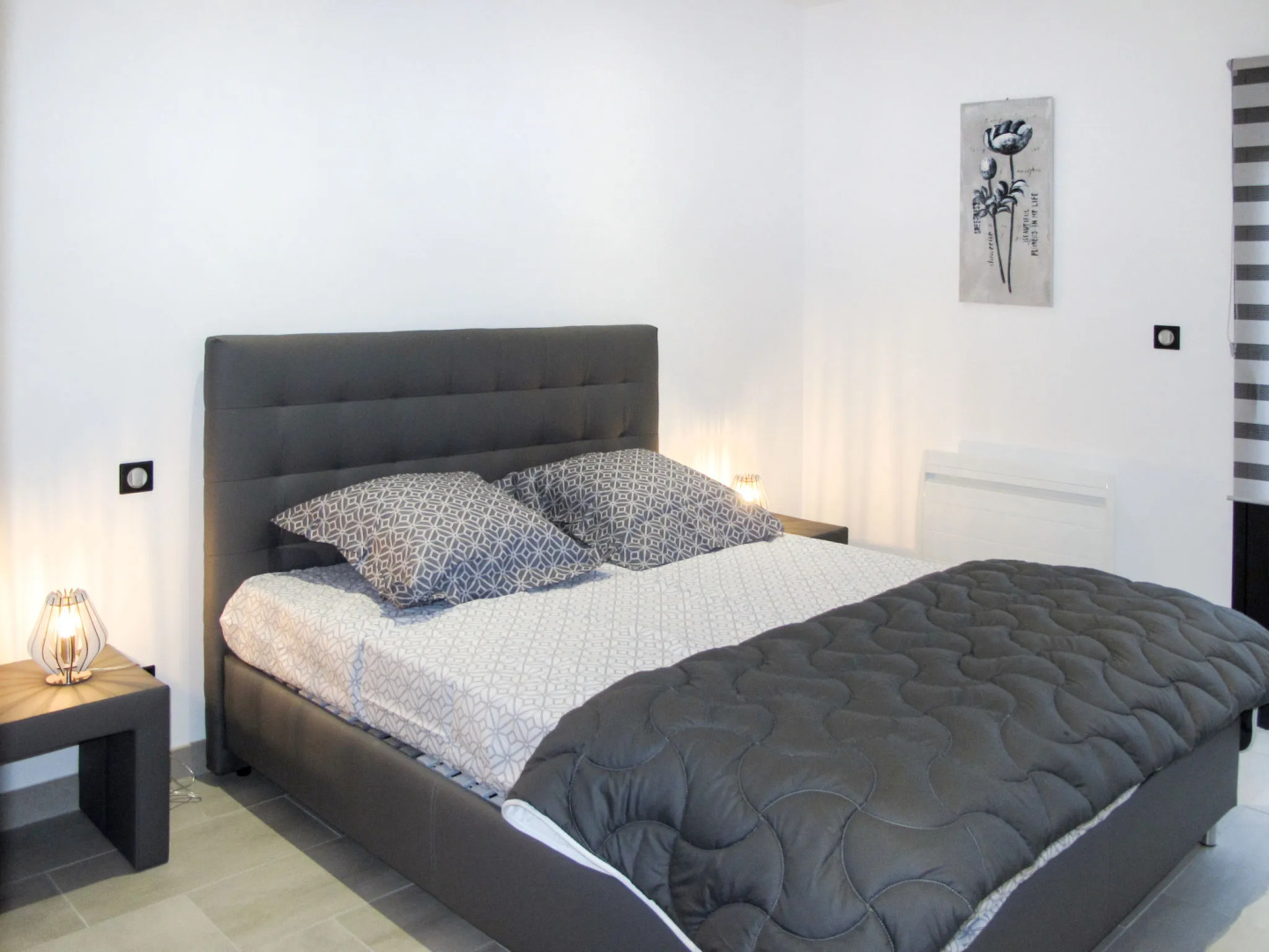 Pirou Beach (PIP402)