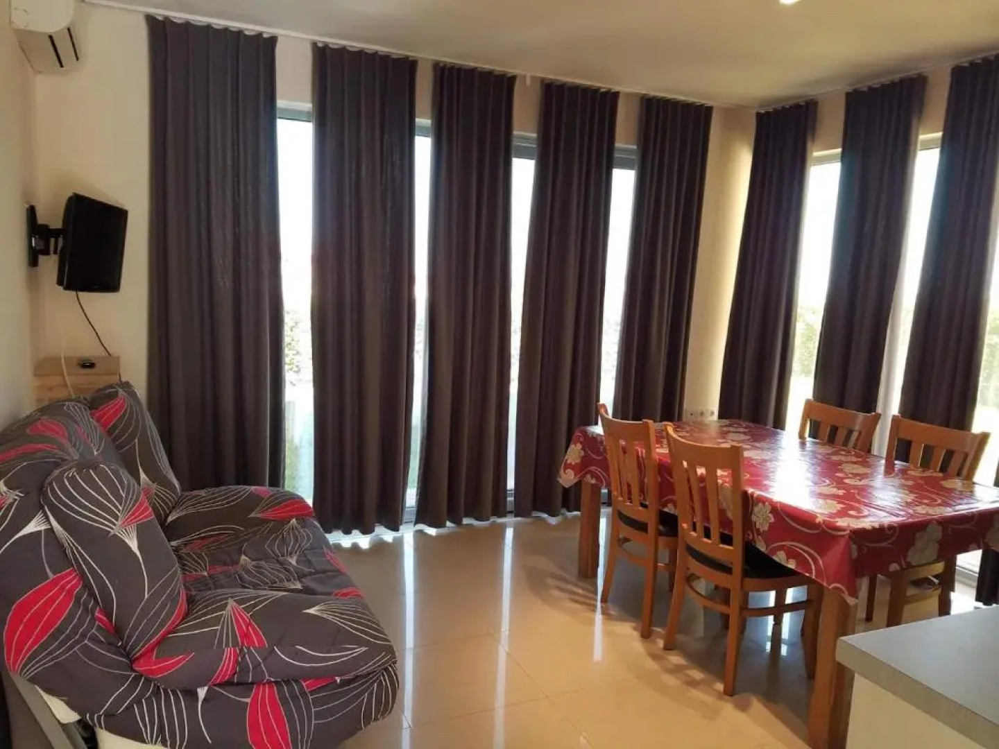 Seagarden Villa Resort