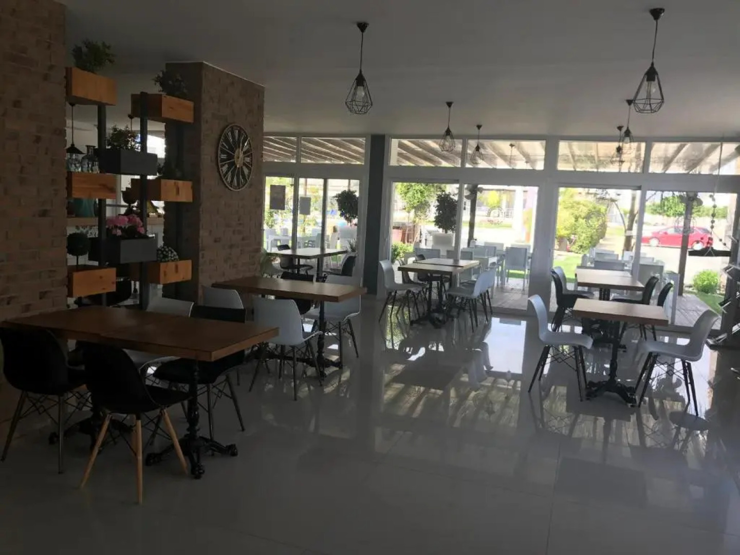 Apartamenty na beregu morja v Tsezar' Bich 3-3