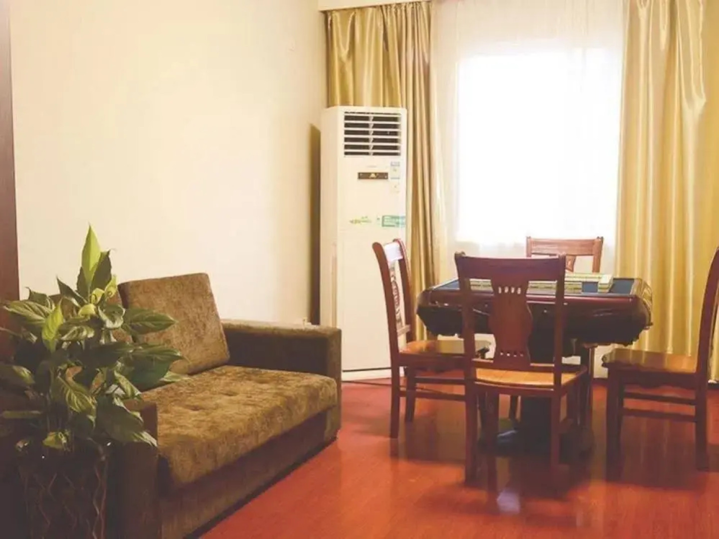 Greentree Inn - Jingdezhen Plaza North Road