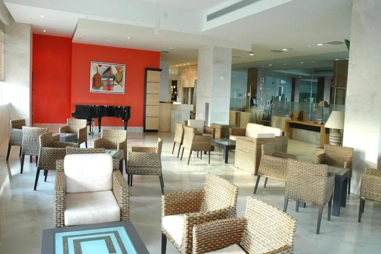 Senator Águilas Hotel