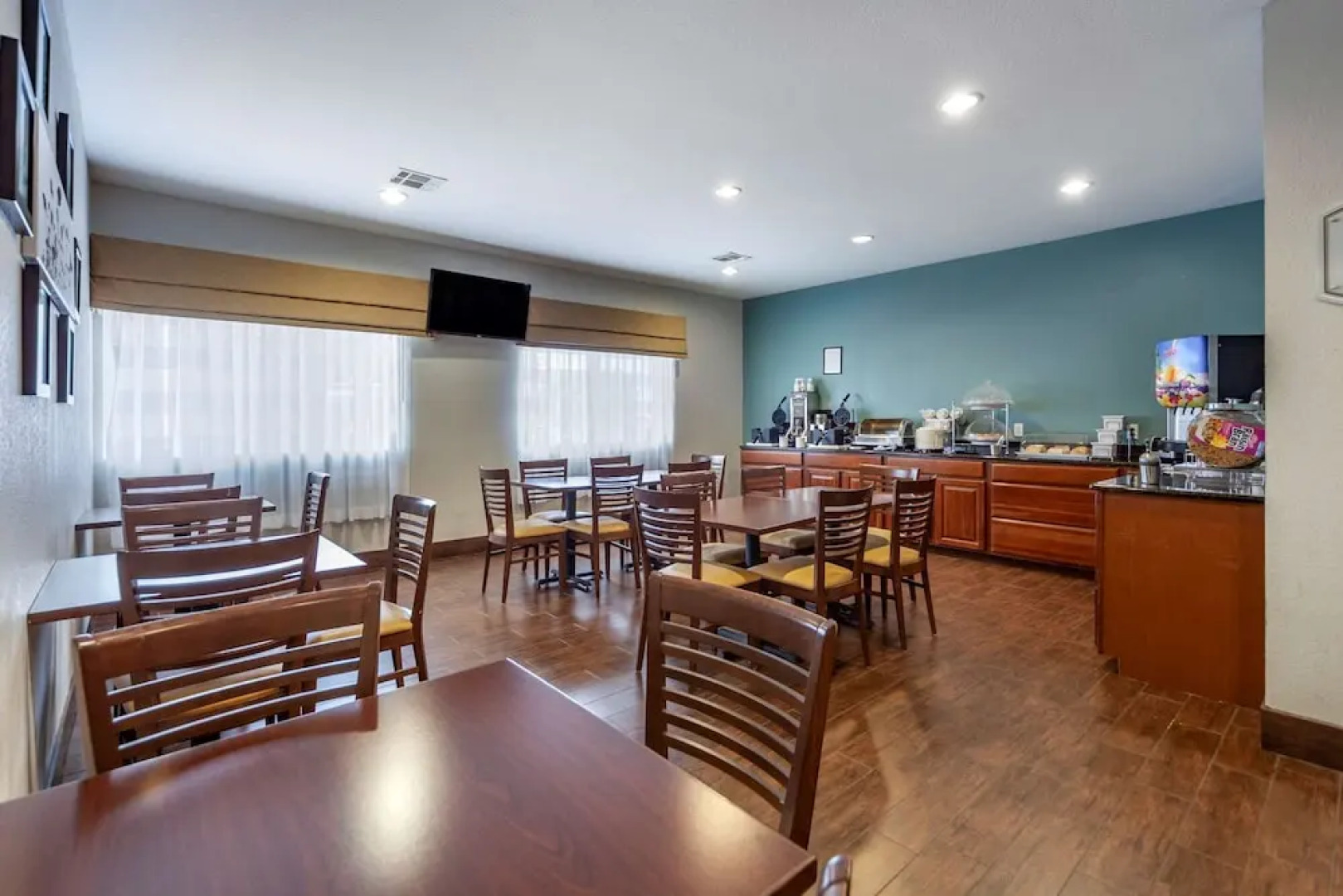 Sleep Inn & Suites Hays Area