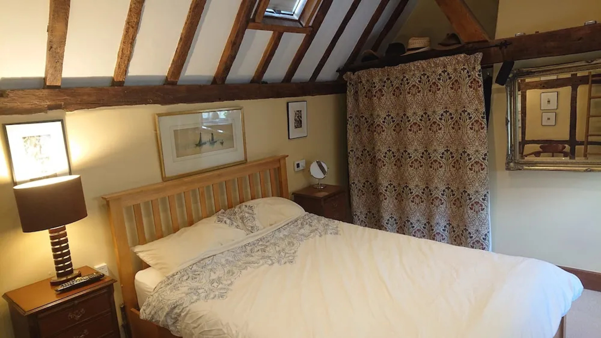 Charming 17th Century 2-bed Cottage in Medmenham