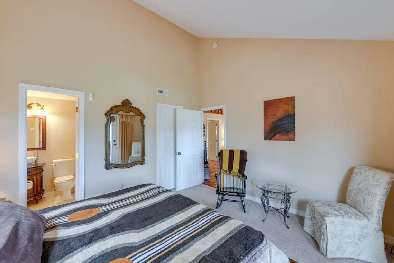 Franklin Cabin: Deck With Smoky Mountain Views!