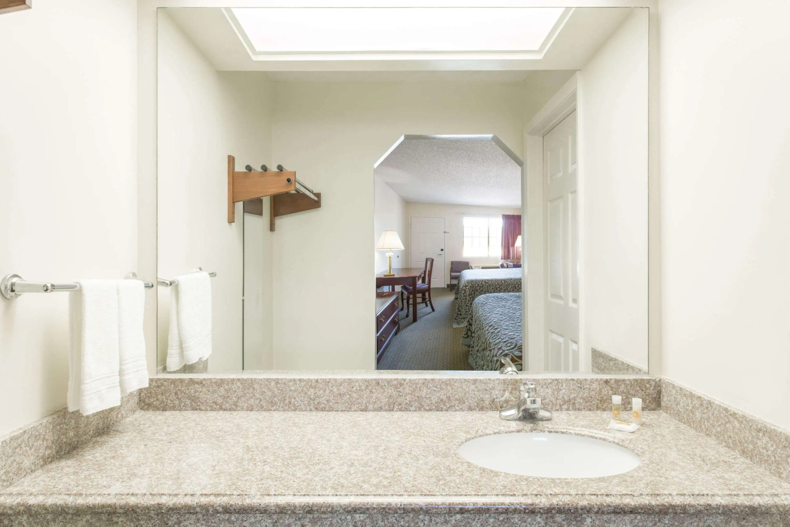 Days Inn by Wyndham Picayune