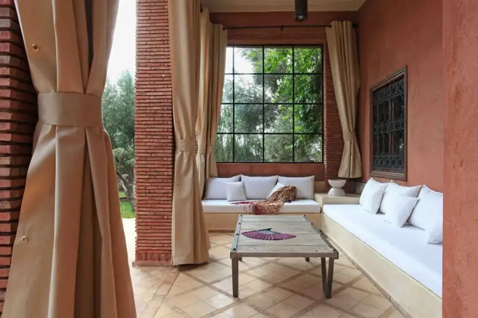 Villa Layyine - Moroccan Sumptuousness in a Sumptuous 4 Bedroom Riad