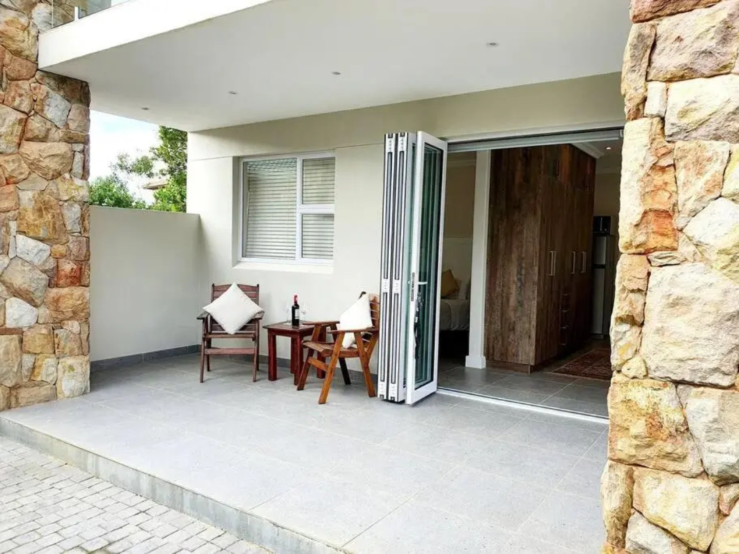 Bellrock 42 -Style, in the Cola Beach Conservancy