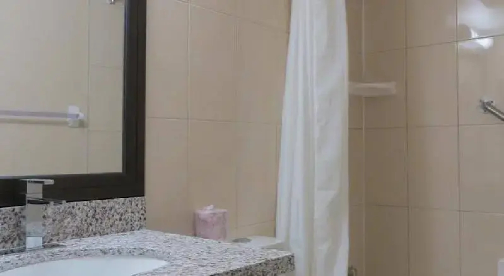 Mississauga Inn & Suites