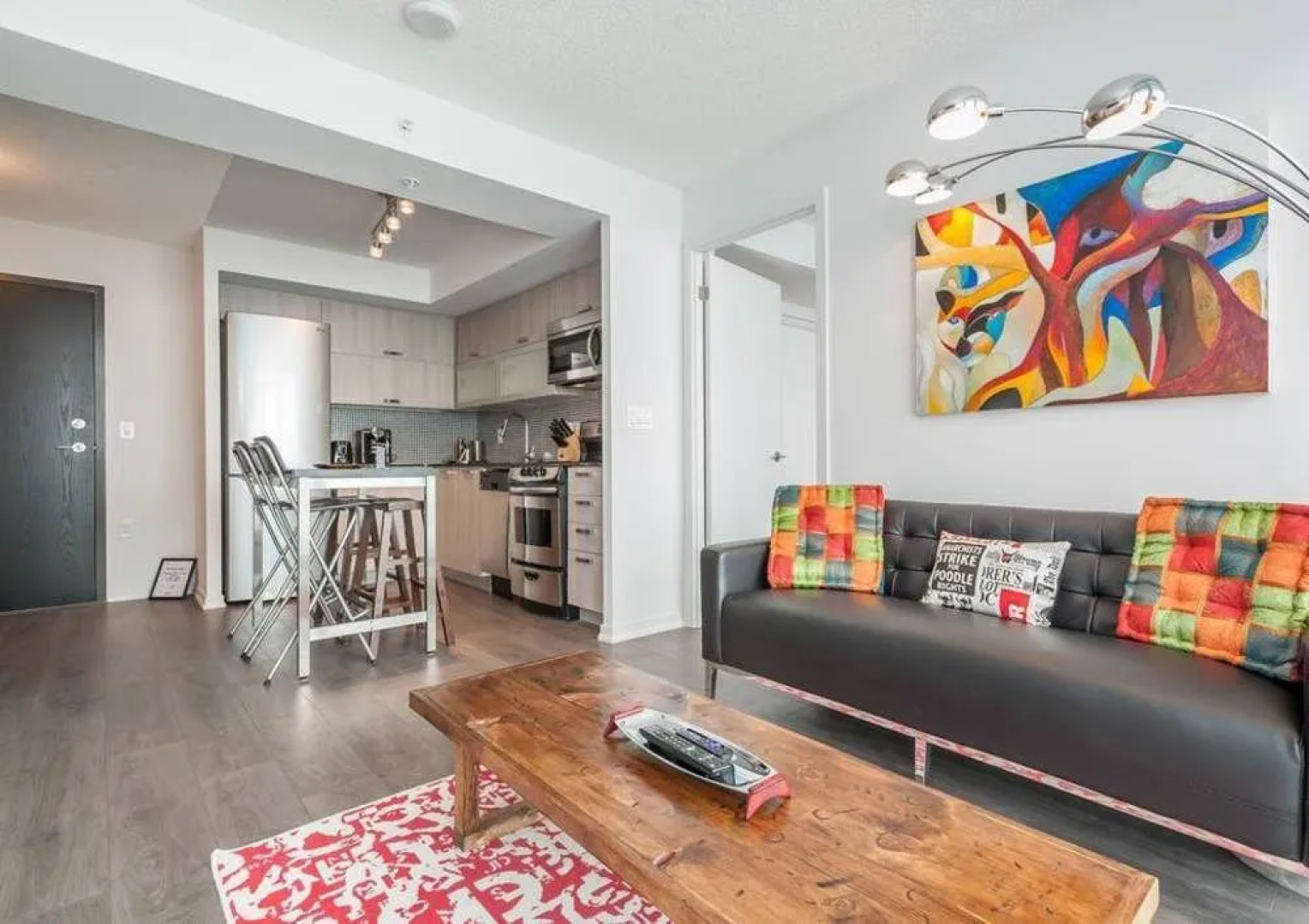 AOC Suites - Penthouse Condo