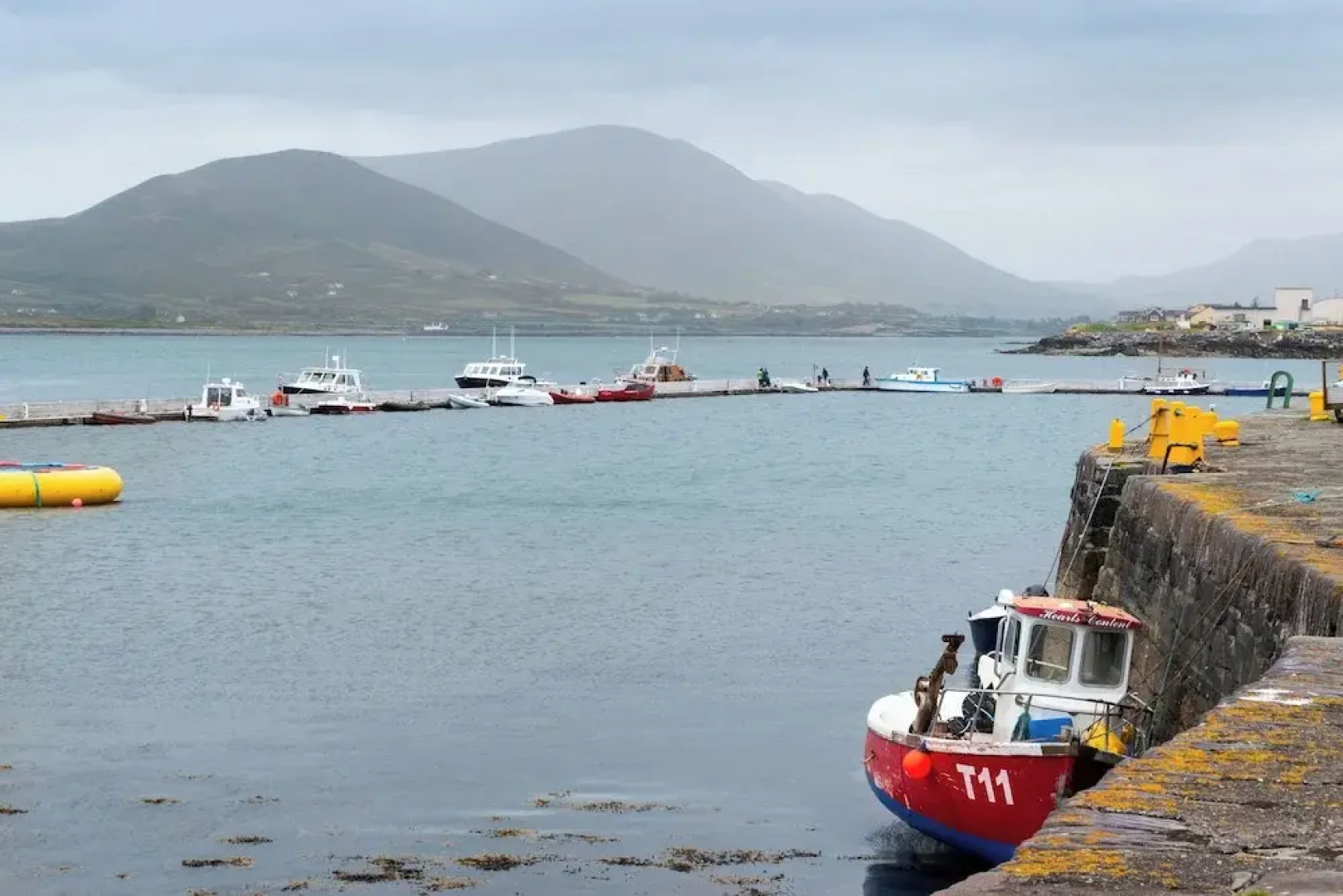 Luxury 4 Bedroom Holiday Home Overlooking the sea on Valentia Island
